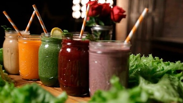 Comment préparer un smoothie vert détoxifiant avec des super-aliments ?