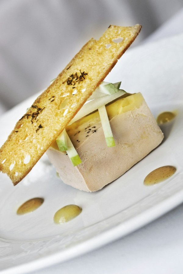 Découverte du meilleur restaurant val thorens : saveurs et traditions